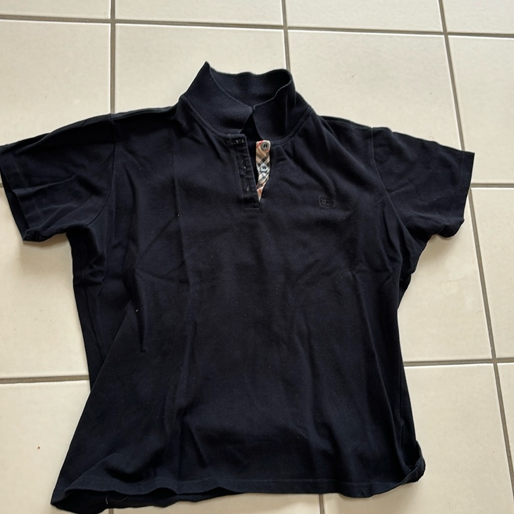 Burberry tea shirt